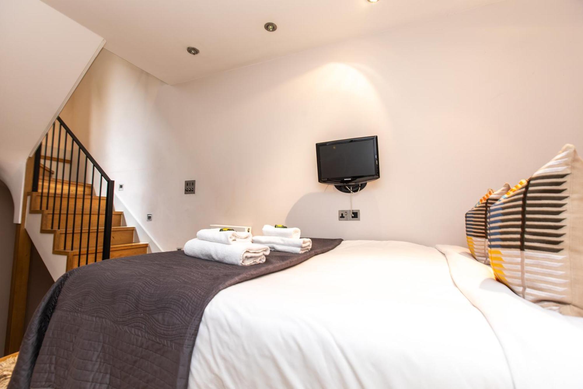 Modern Serviced Apartments 3 Minutes From Blackfriars Station Londýn Exteriér fotografie